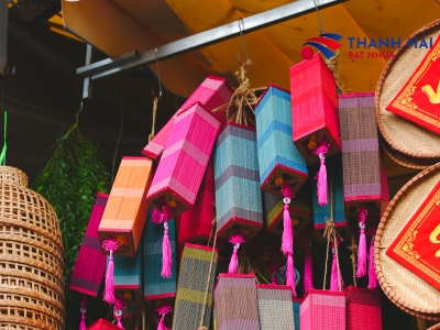Lồng đèn thổ cẩm, lồng đèn trang trí Tết