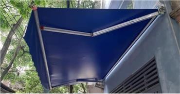 Mái hiên dùng được bao lâu và có chống nắng tốt không?